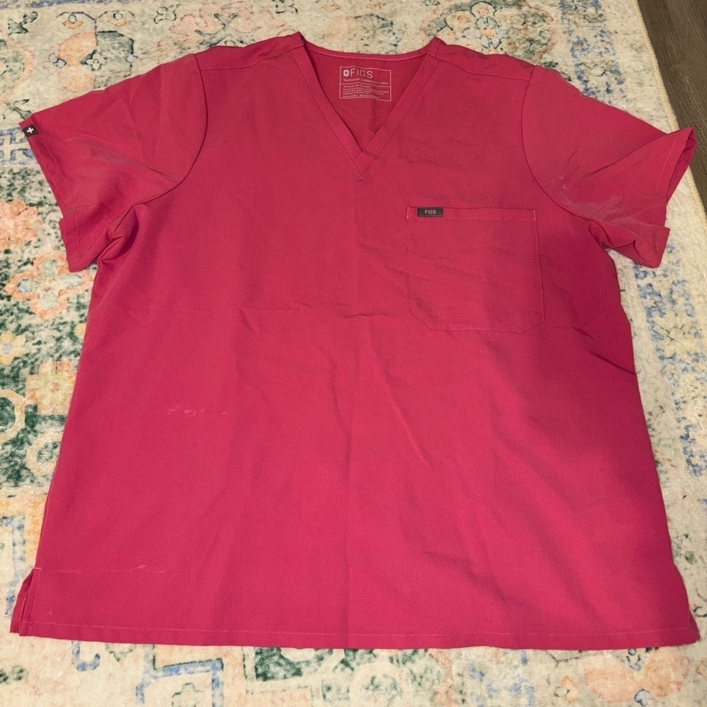 Figs womens pink 1 pocket scrub top